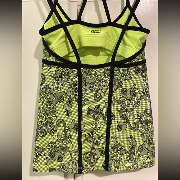 LORNA JANE- Neon Green/Black Paisley Sports Bra Tank XS Athletic Gym CrossFit - Picture 4 of 9